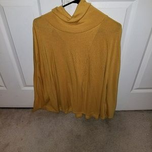 Trendy yellow cape/top